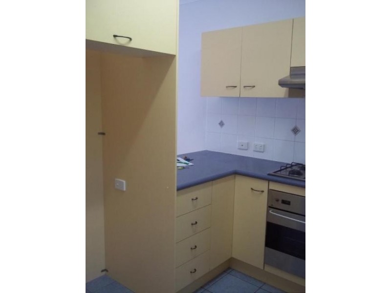 13/6 Bell Street, South Townsville QLD 4810