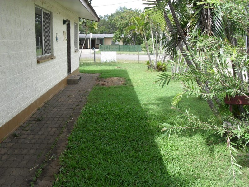 1 Griffey Street, Burdell QLD 4818