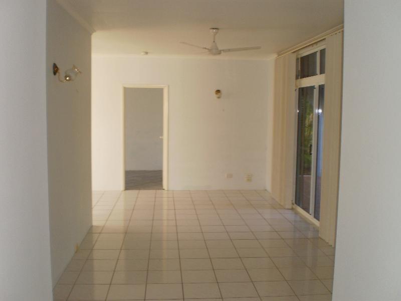 17 Compass Crescent, Magnetic Island QLD 4819