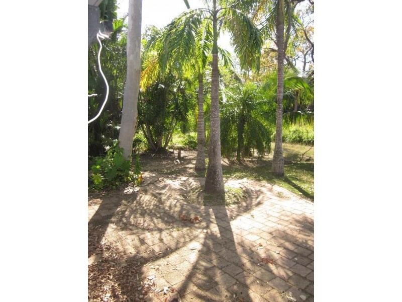 17 Compass Crescent, Magnetic Island QLD 4819