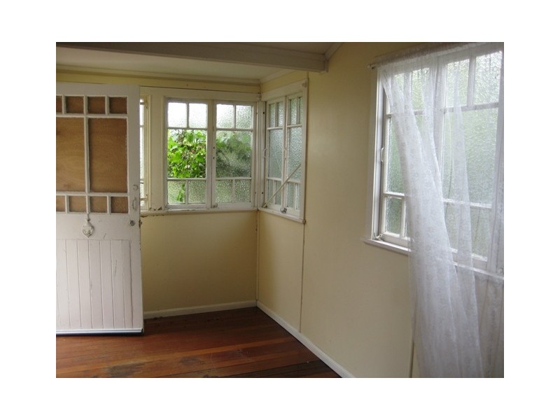 69 Seventh Street, Railway Estate QLD 4810