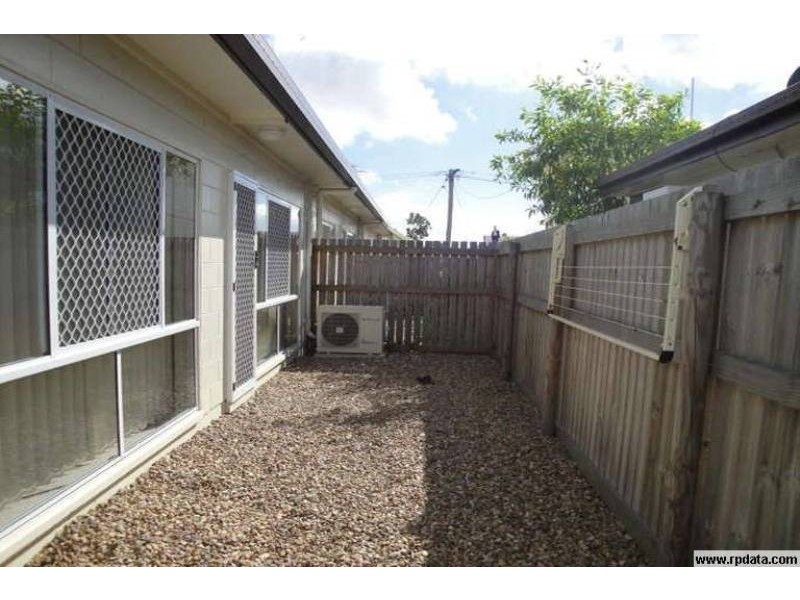 2/61 PUNARI STREET, Currajong QLD 4812