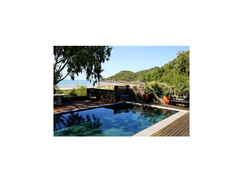 12 Henry Lawson Street, Magnetic Island QLD 4819