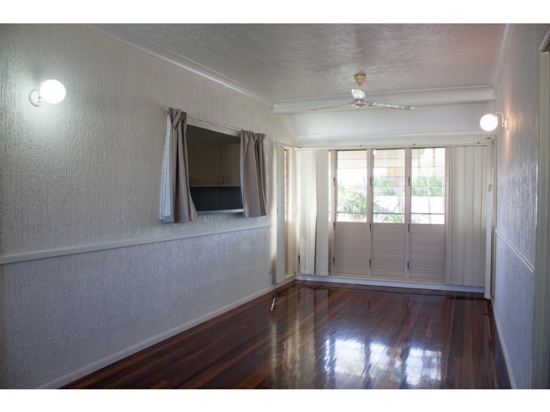 2 Privet Court, Kirwan QLD 4817