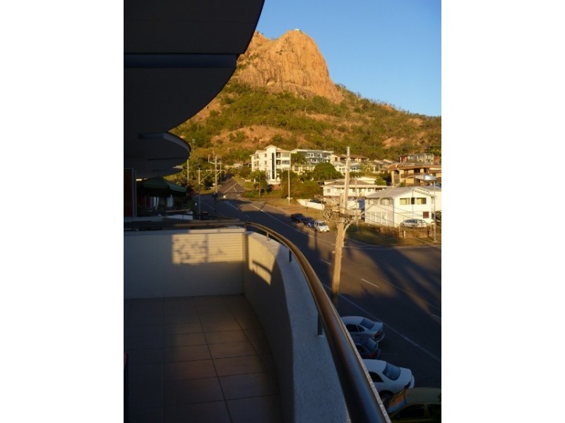 11/1-7 Gregory Street, North Ward QLD 4810