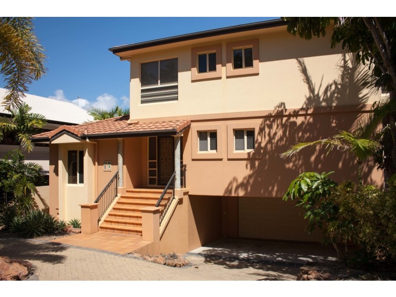 14 Queen Street, North Ward QLD 4810