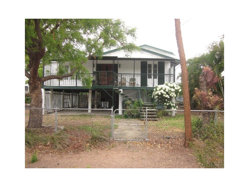 34 Armstrong Street, Hermit Park QLD 4812