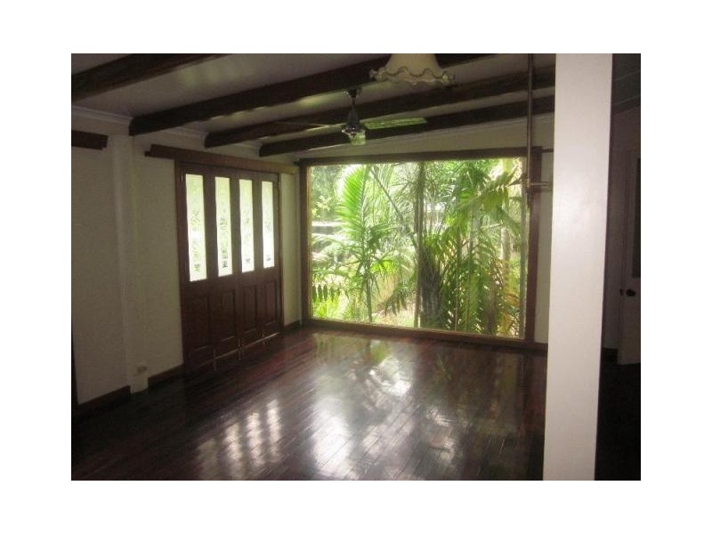 34 Armstrong Street, Hermit Park QLD 4812