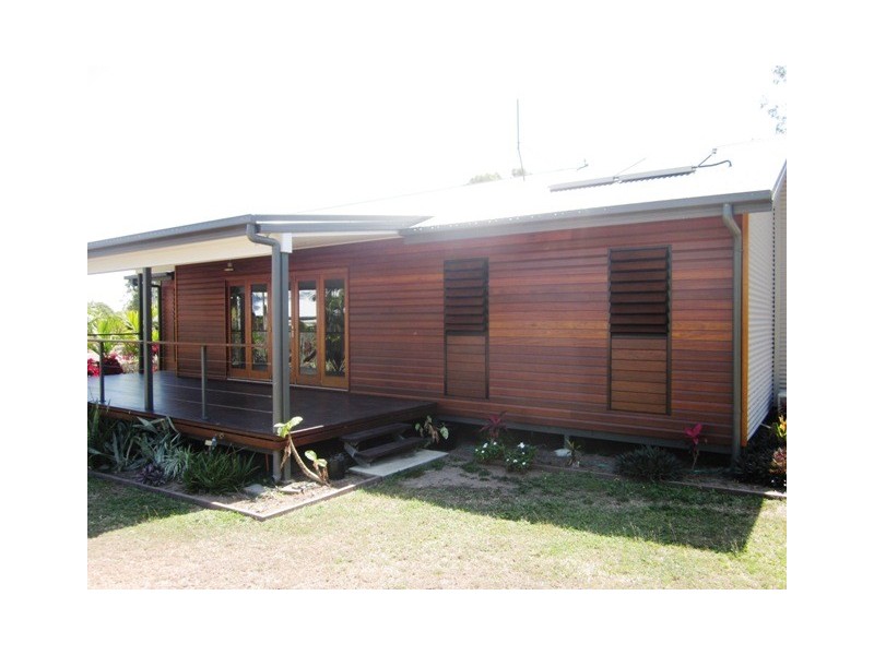 8 York Court, Horseshoe Bay, Magnetic Island QLD 4819