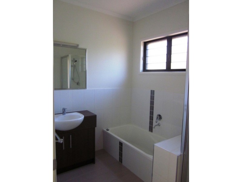 8 York Court, Horseshoe Bay, Magnetic Island QLD 4819