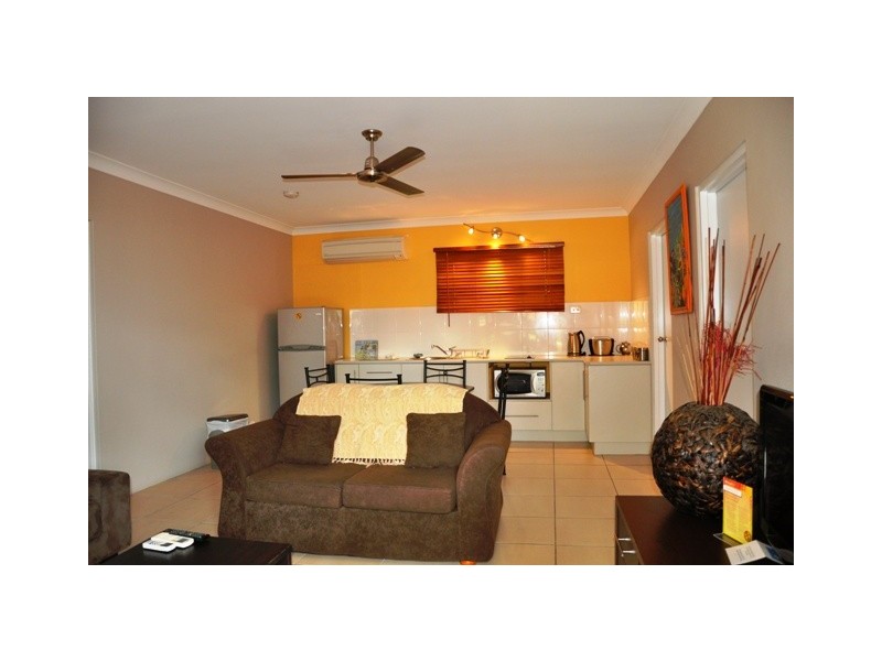 2/16 Yule Street, Magnetic Island QLD 4819