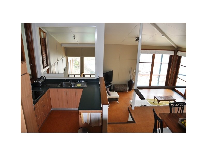 12A Boulder Court, Magnetic Island QLD 4819