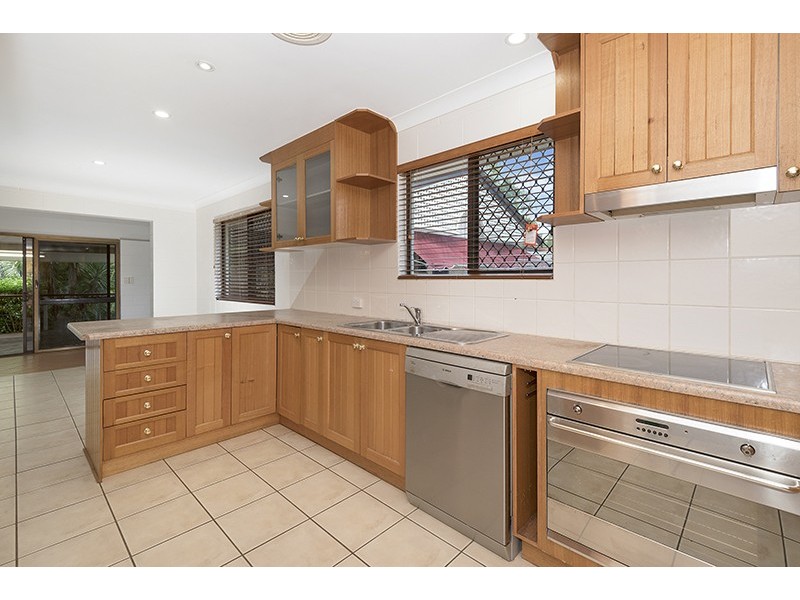 71 Framara Drive, Kelso QLD 4815