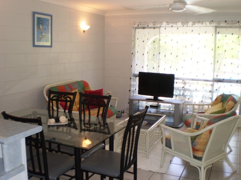 1/19 Mandalay Avenue  Nelly Bay, Magnetic Island QLD 4819