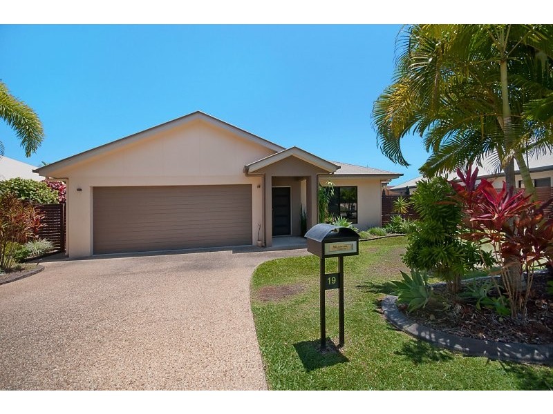 19 Minaret Way, Mount Louisa QLD 4814