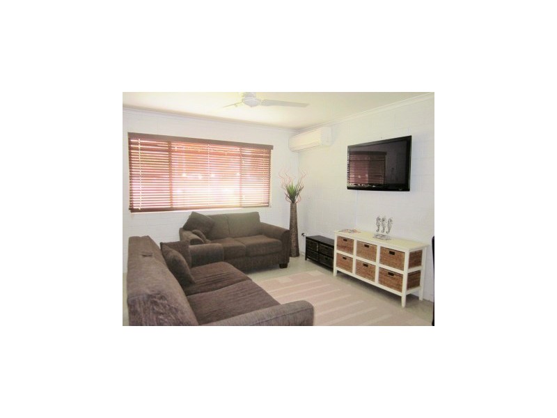 2/53 Picnic Street, Picnic Bay, Magnetic Island QLD 4819