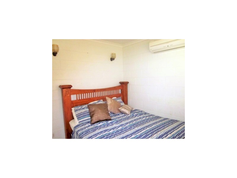 2/53 Picnic Street, Picnic Bay, Magnetic Island QLD 4819