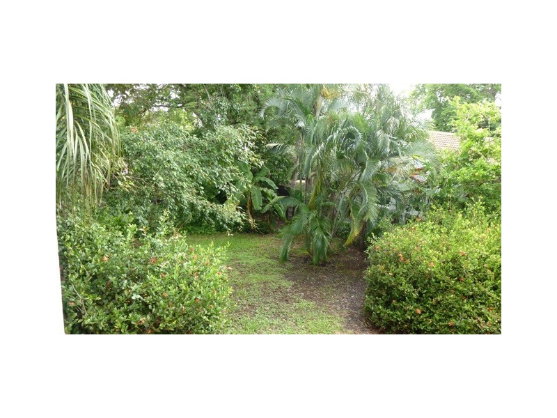 38 Roberts Street, Hermit Park QLD 4812