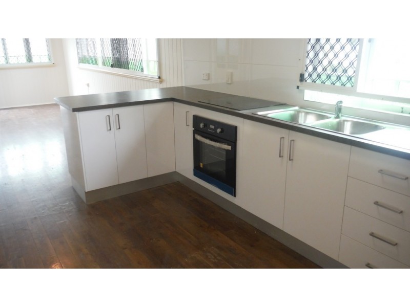 34 Morehead Street, South Townsville QLD 4810