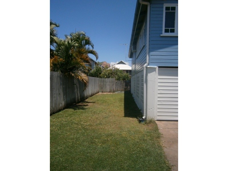 34 Morehead Street, South Townsville QLD 4810
