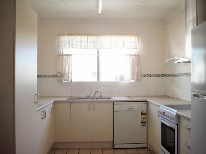 13/50-54 McIlwraith Street, South Townsville QLD 4810