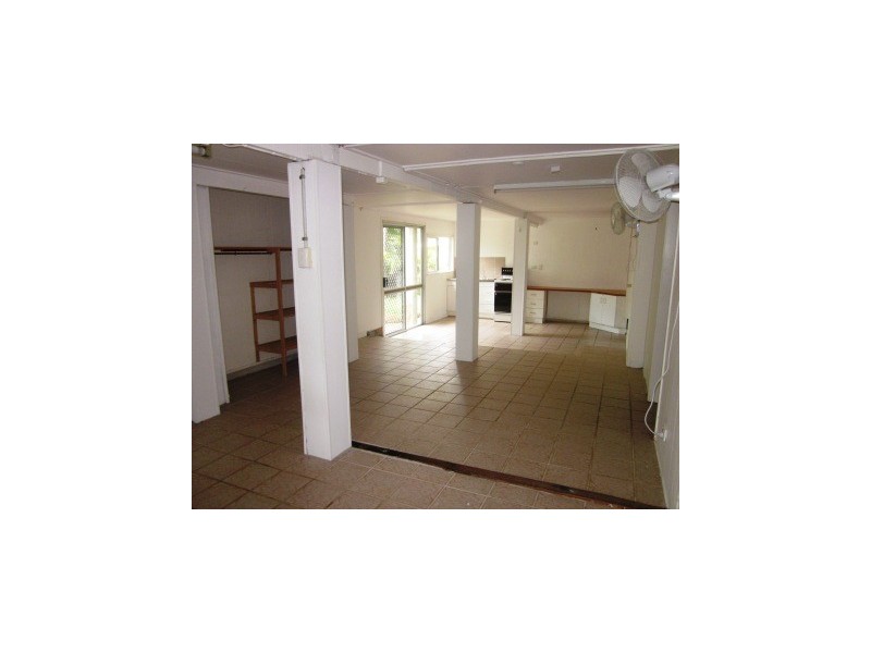 51 Barbarra Street, Picnic Bay, Magnetic Island QLD 4819
