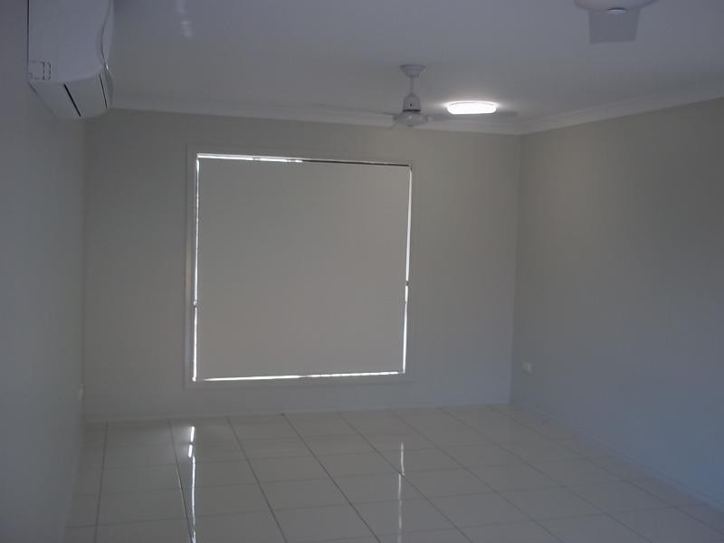 16 Yanooa Street, Bushland Beach QLD 4818