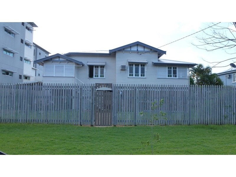 36 Morehead Street, South Townsville QLD 4810