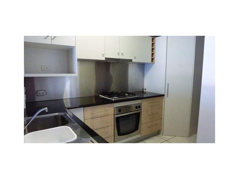 84/11-17 Stanley Street, Townsville City QLD 4810