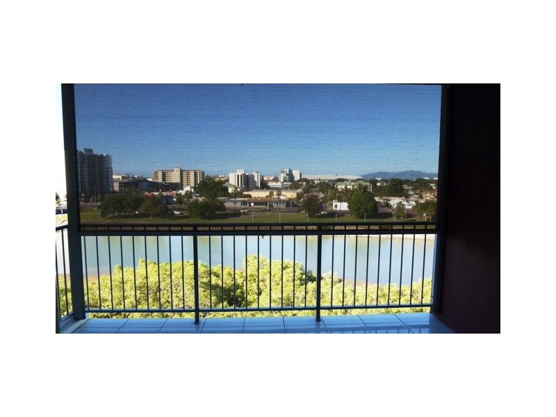 84/11-17 Stanley Street, Townsville City QLD 4810
