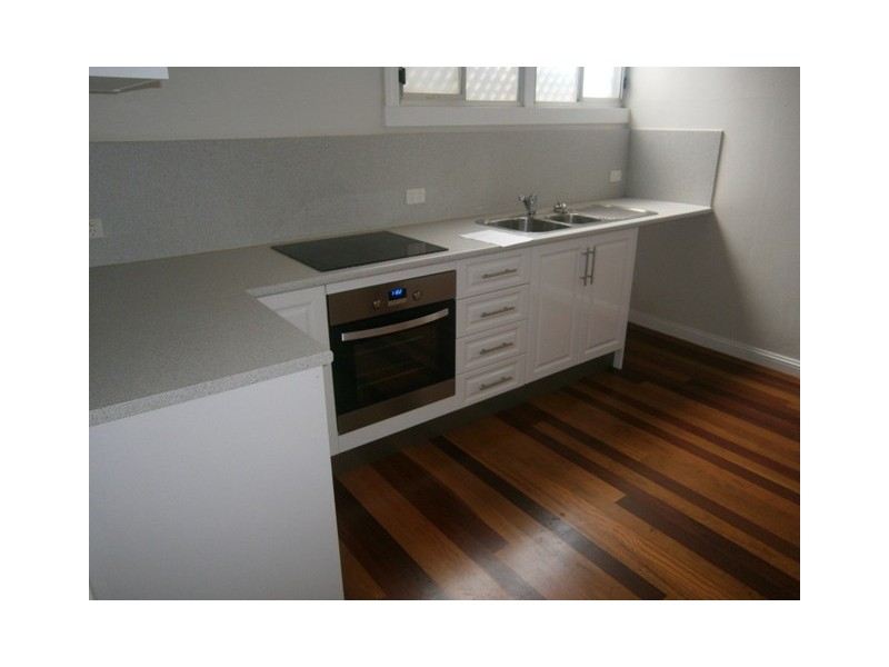 1/9 Melton Tce, Townsville City QLD 4810