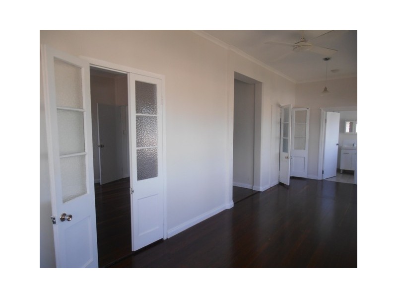 1/9 Melton Tce, Townsville City QLD 4810