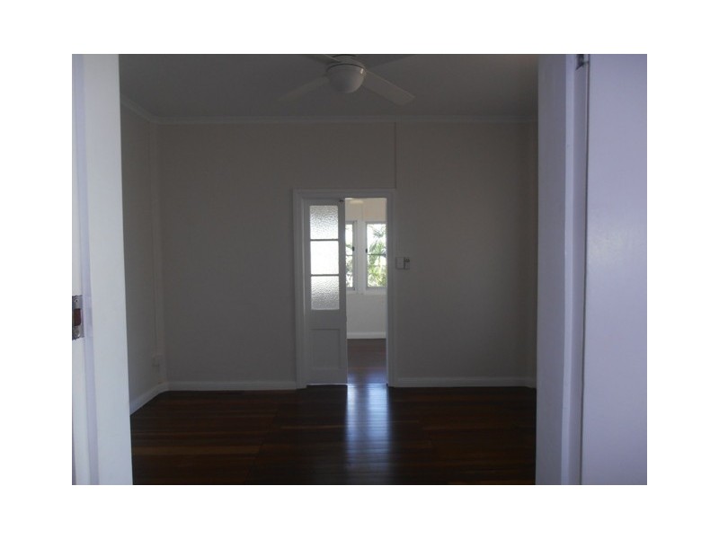 1/9 Melton Tce, Townsville City QLD 4810