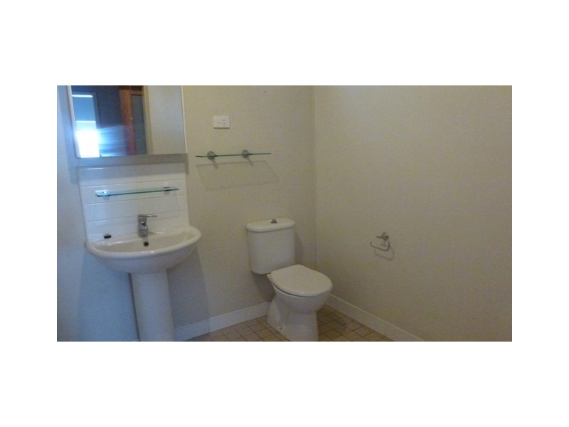 38 Sussex Street, Hyde Park QLD 4812