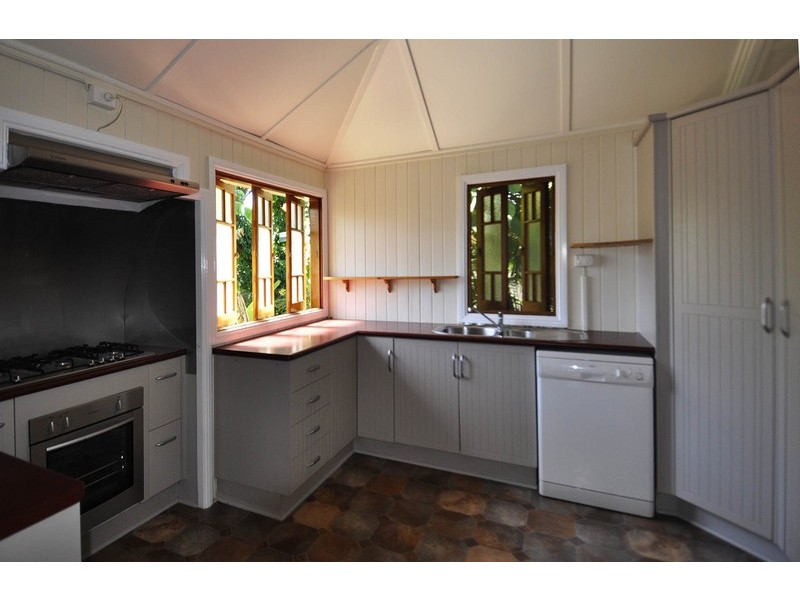 53 Armstrong Street, Hermit Park QLD 4812