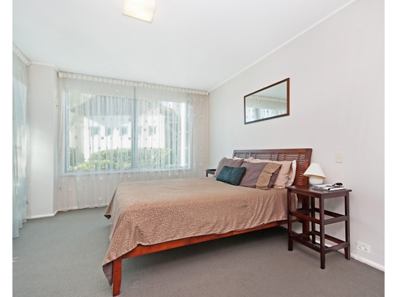 315/72-74 The Strand, North Ward QLD 4810