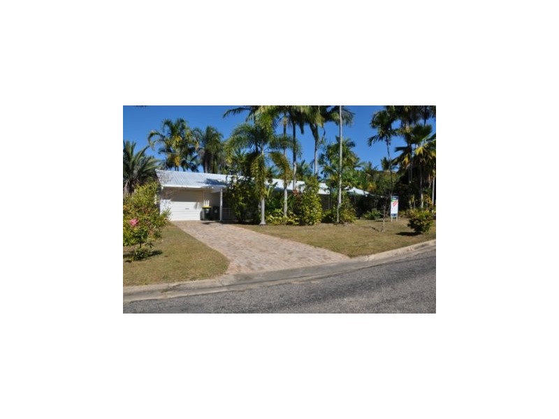 20 Compass Crescent, Magnetic Island QLD 4819