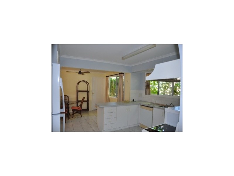 20 Compass Crescent, Magnetic Island QLD 4819