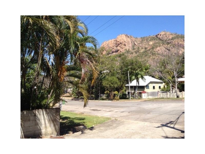 1/62 Alexandra Street, North Ward QLD 4810