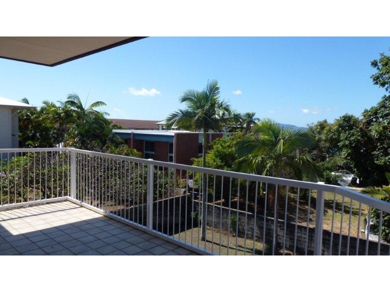 2/139 Mitchell Street, North Ward QLD 4810