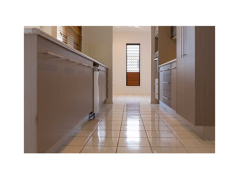 12 Paperbark Place, Mount Louisa QLD 4814