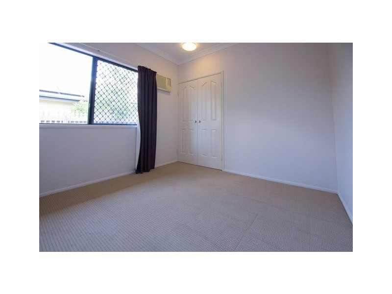 12 Paperbark Place, Mount Louisa QLD 4814