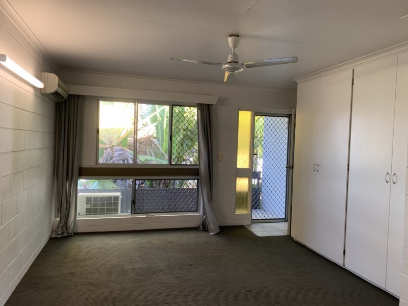 4/70 Cook Street, North Ward QLD 4810