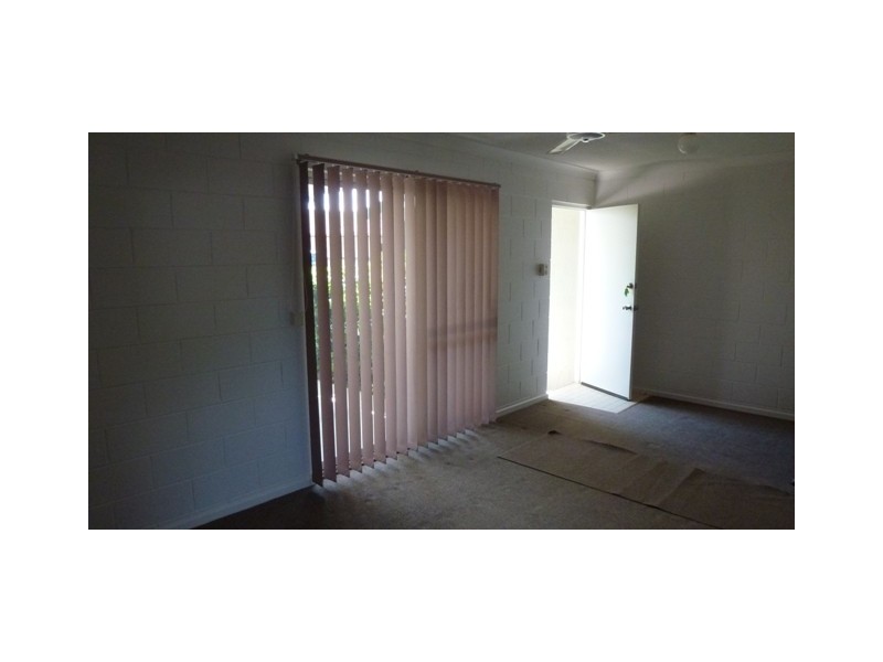 2/10 Sweet Street, Rosslea QLD 4812