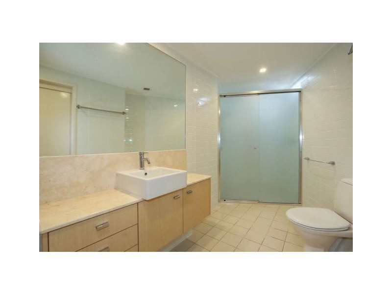 110/72-74 The Strand, North Ward QLD 4810