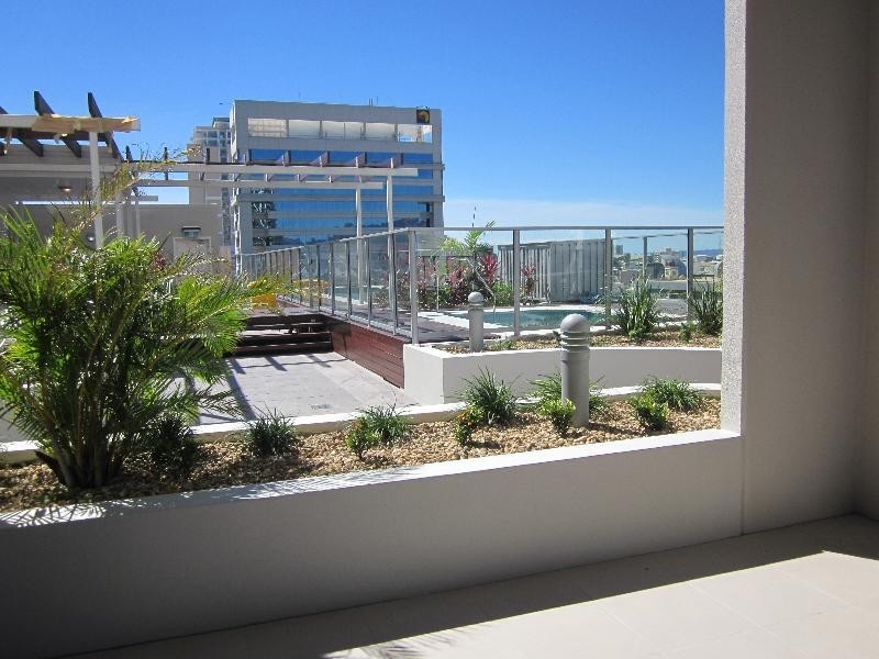 12.04/122 Walker Street, Townsville City QLD 4810