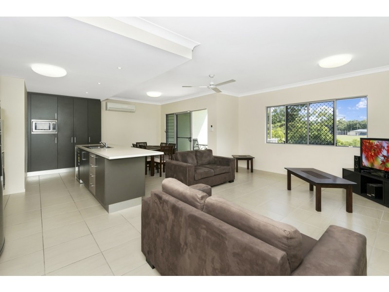1/12 Crauford Street, West End QLD 4810
