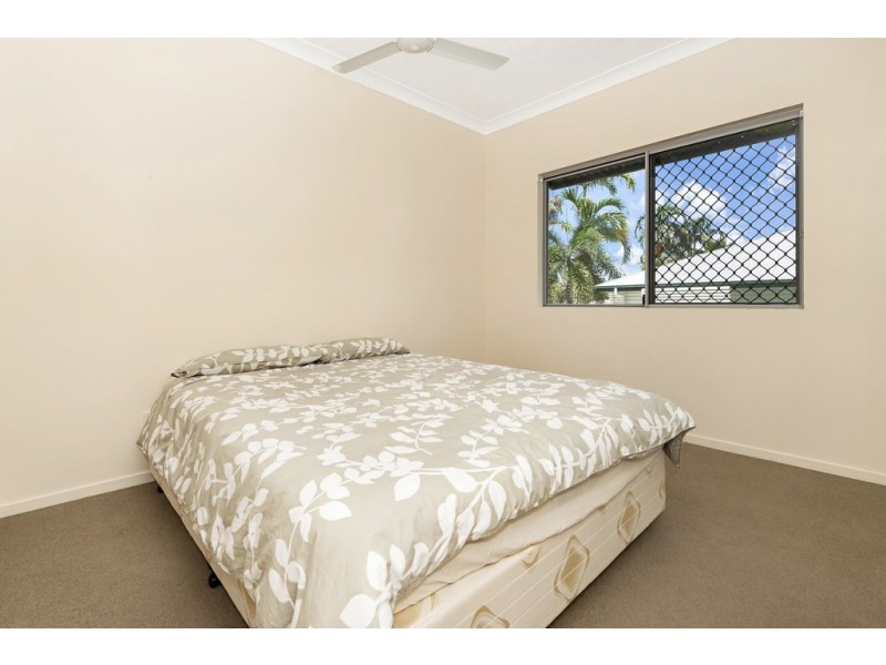 1/12 Crauford Street, West End QLD 4810