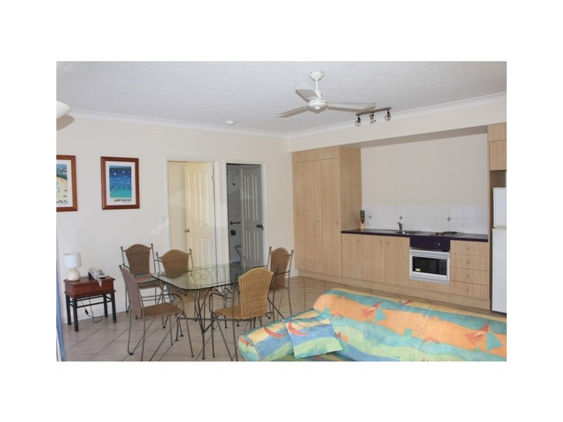 4/48 Mitchell St, North Ward QLD 4810