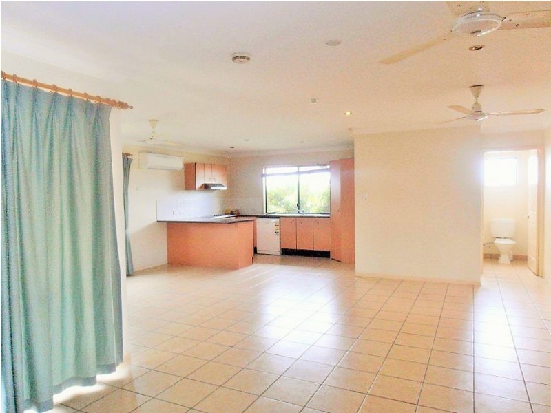 2 Bellamy Street, Rasmussen QLD 4815